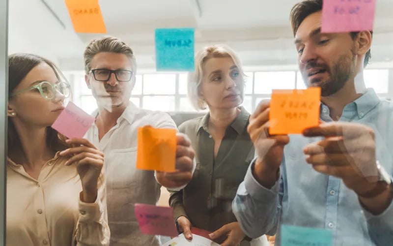 4-tendencias-para-gestionar-y-optimizar-los-equipo-de-trabajo