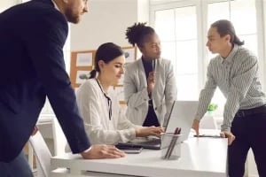 estudia gestion de proyectos en la UAO
