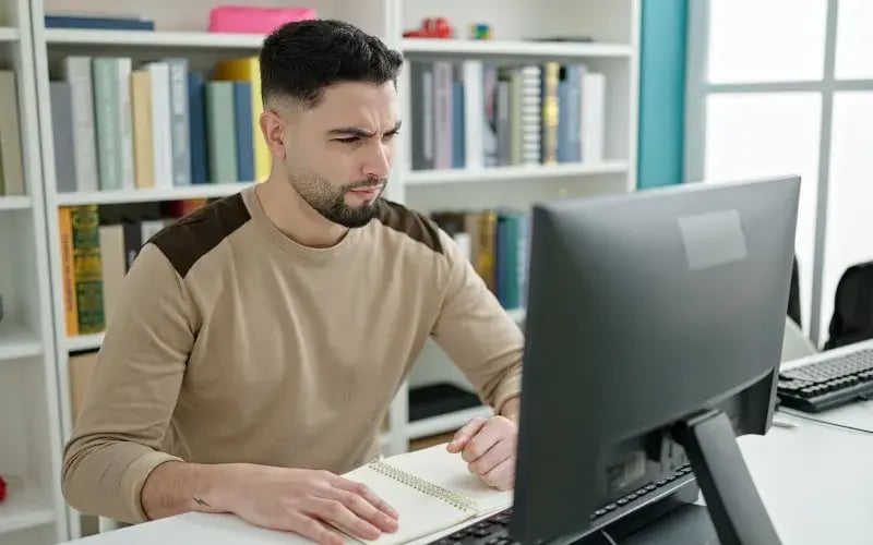 importancia de estudiar en la universidad​