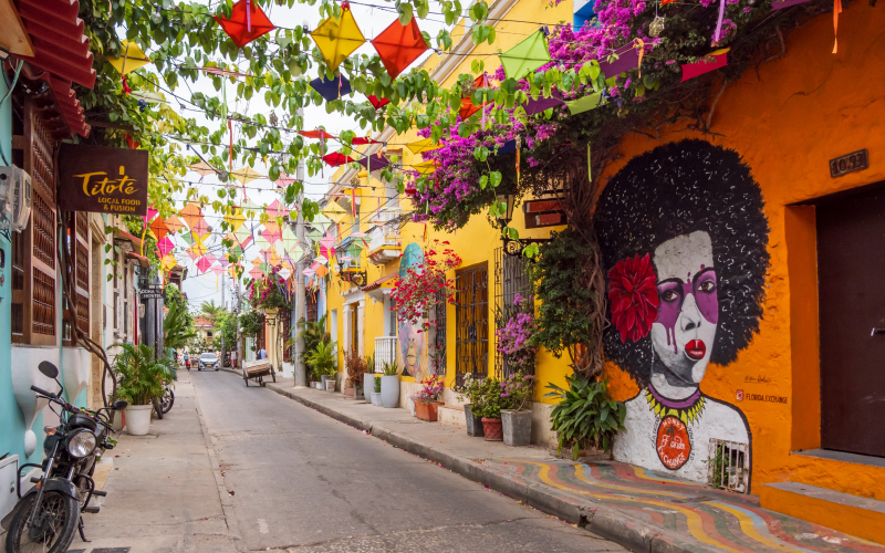 ¿Cuánto puede ganar un magíster en estudios culturales en Colombia?